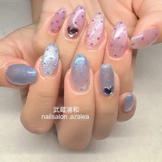 ネイル R inのネイルデザイン