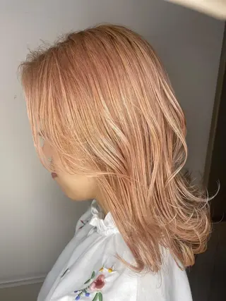ミディアム カラー ヘアアレンジ 🦋レイヤー特化/ 羽エク/ナツミ🦋のヘアスタイル