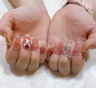 ネイル 髙橋 優菜のネイルデザイン