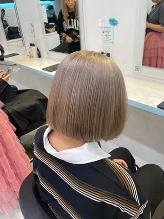ミディアム メンズ 艶感ミルクティー🤍 色落ち綺麗🤍ともやのヘアスタイル