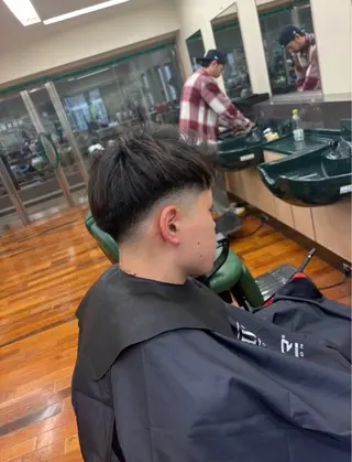 ショート メンズ FRANK'S BARBER RESERVE 人形町店所属・森谷 迅のヘアスタイル