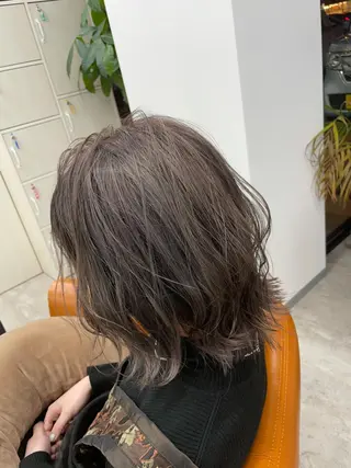 ミディアム カラー 須佐 勝也のヘアスタイル