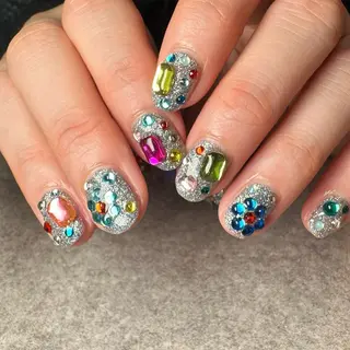 ネイル elu船橋 SAKURAのネイルデザイン