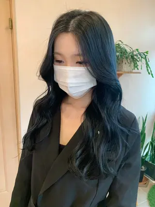 ロング カラー mayu .のヘアスタイル