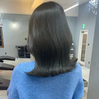 ミディアム 佐藤 菜穂のヘアスタイル