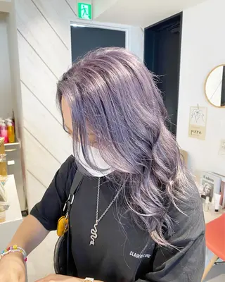ロング デザイン🥇複雑履歴 ハイトーン特化のヘアスタイル