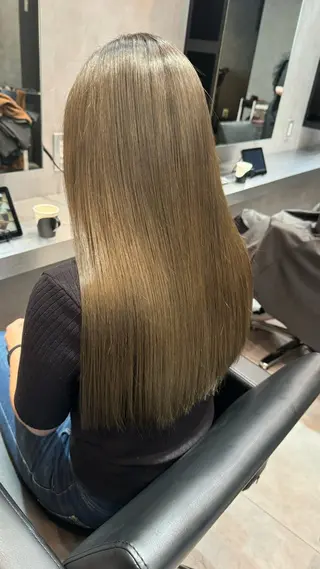 ロング 坂谷 BUCKS/縮毛矯正のヘアスタイル