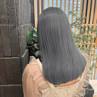 セミロング カラー 𝑺𝒂𝒌𝒊 🩶マンツーマン施術のヘアスタイル