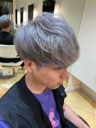 ショート カラー メンズ 最高の髪質改善🩵 艶カラー 惠美のヘアスタイル
