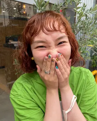 ミディアム カラー パーマ しの　ゆきの THE REMMYのヘアスタイル