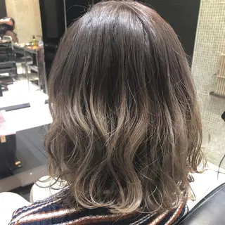 ミディアム カラー 女性リピ90%🍨 🩷佐藤みずきのヘアスタイル