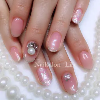ネイル Lily*nail 🌻Mii🌻のネイルデザイン