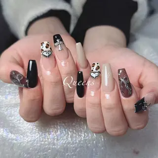 ネイル Queens 榊 まおのネイルデザイン