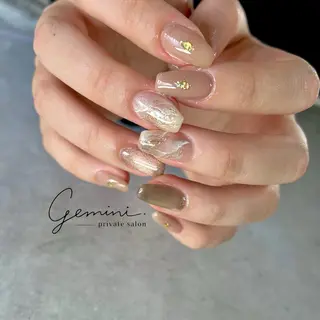 ネイル Gemini. 【ジェミニ】のネイルデザイン