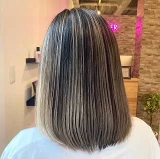 カラー ヘアカラー&縮毛矯正 STAR☆RIVERのヘアスタイル