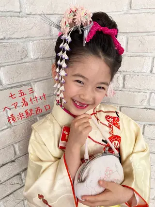 ヘアアレンジ あやかショート 白髪ぼかしのヘアスタイル