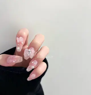 ネイル 齋藤 沙羅のネイルデザイン