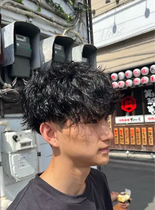 ショート パーマ メンズ 【店長】メンズ職人 短髪　ハイトーン🔥のヘアスタイル