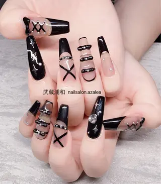 ネイル R inのネイルデザイン