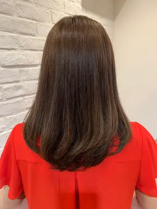 カラー 武田 綺音のヘアスタイル