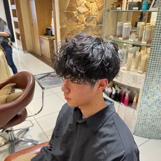 ショート カラー パーマ ヘアアレンジ メンズ 新宿のパーマ職人/ メンズパーマ/石見のヘアスタイル