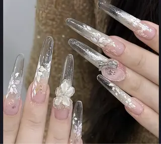 ネイル D-BEAUTY Nailsalonのネイルデザイン
