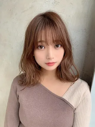 ミディアム カラー 新宿✨顔周りカット 韓国ヘア/坂本亜裟海のヘアスタイル