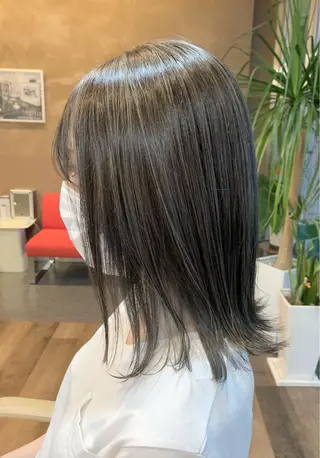 ミディアム カラー 【艶カラー】 STYLE 和泉俊希のヘアスタイル