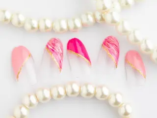ネイル 💗🪽Tiary Nail🪽💗のネイルデザイン