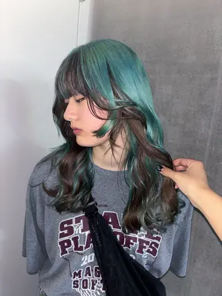 ロング カラー 💫miyu💫デザ インカラー/アレンジのヘアスタイル