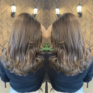 ロング カラー tocca 💜石田愛結💜のヘアスタイル