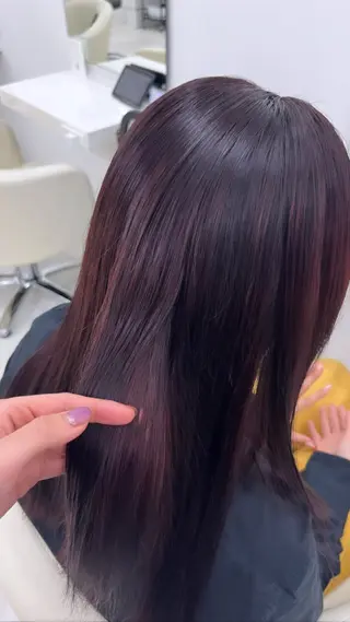 ロング カラー momo /レイヤー/暖色のヘアスタイル