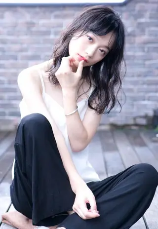 ミディアム カラー パーマ ryota .のヘアスタイル