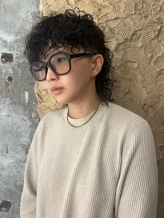 ミディアム パーマ 圧倒的デザイン力 店長🎨RENAのヘアスタイル