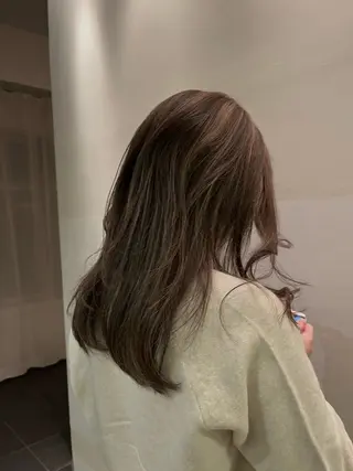 ロング 金子 絵梨花のヘアスタイル