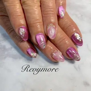 ミディアム ネイル nail salon Revymoreのネイルデザイン