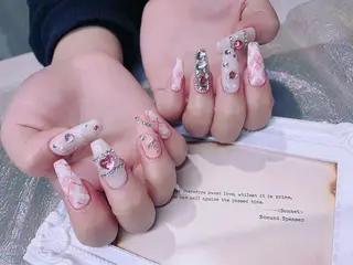 ネイル 美爪パラジェル導入店 Sunnilyのネイルデザイン