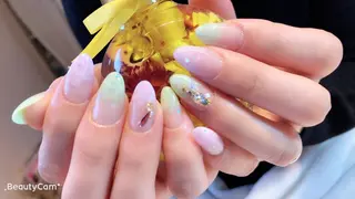 ネイル salon de Tiaraのネイルデザイン