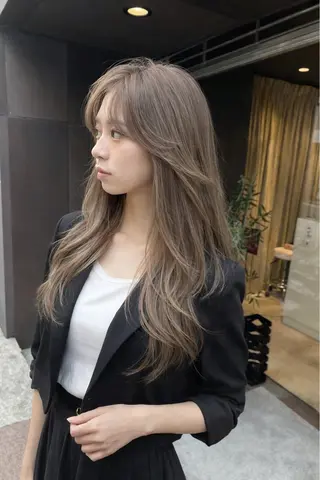 カラー 美髪矯正/髪質改善 /透明感ある艶カラーのヘアスタイル