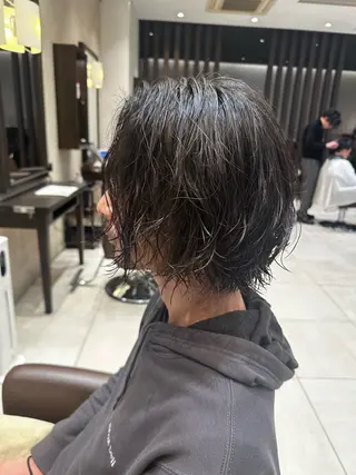 ロング パーマ メンズ 荒木 郁実のヘアスタイル