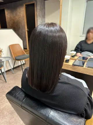 ミディアム カラー 亀井 結夏🐾 池袋のヘアスタイル