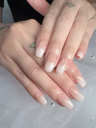ミディアム Nia nailのネイルデザイン