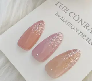 ネイル THE CONRAT sakiのネイルデザイン