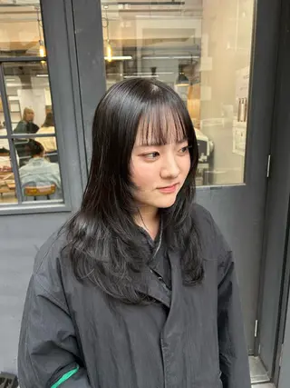 セミロング ラフで可愛いヘア 🐈‍⬛Rukaのヘアスタイル