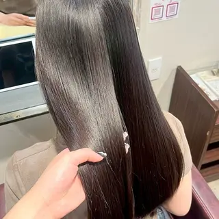カラー 艶カラー🌟 ブリーチ/紅芭✨のヘアスタイル
