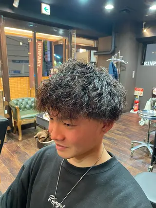 メンズ メンズサロン AXLのヘアスタイル