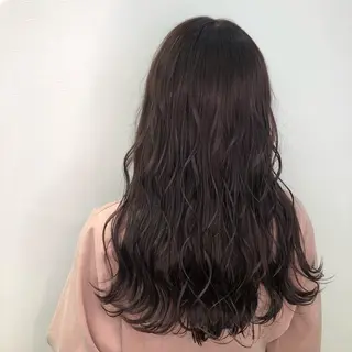 ロング カラー 渡邊 唯のヘアスタイル