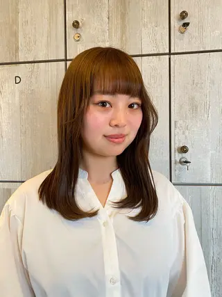 セミロング カラー 似合わせレイヤー/ Wカラー🧸こころのヘアスタイル