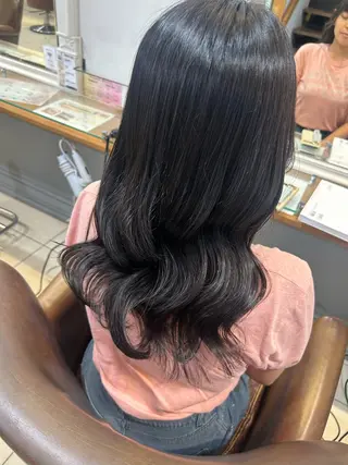 セミロング 韓国ヘアー🇰🇷 MIWAのヘアスタイル