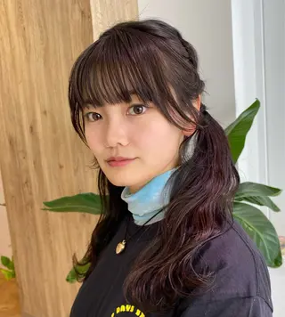 ロング 都筑 莉佳子のヘアスタイル